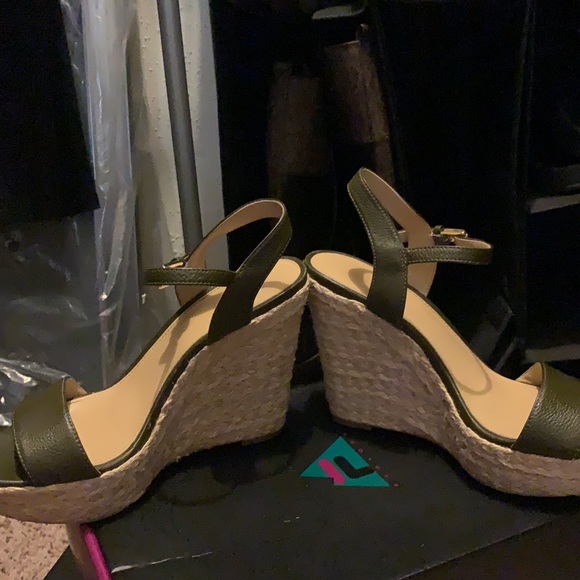 Michael Kors Wedges - Picture 6 of 7